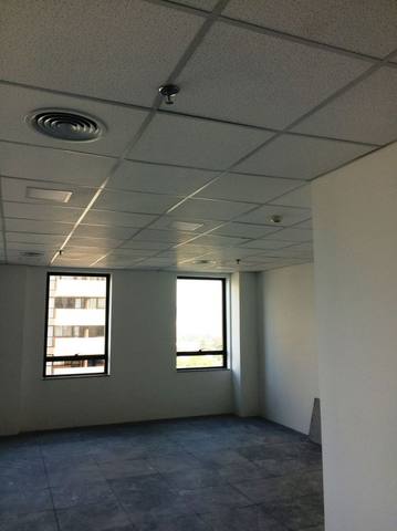 Sala comercial em Alphaville — 2 de 8