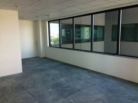 Sala comercial em Alphaville — 6 de 8